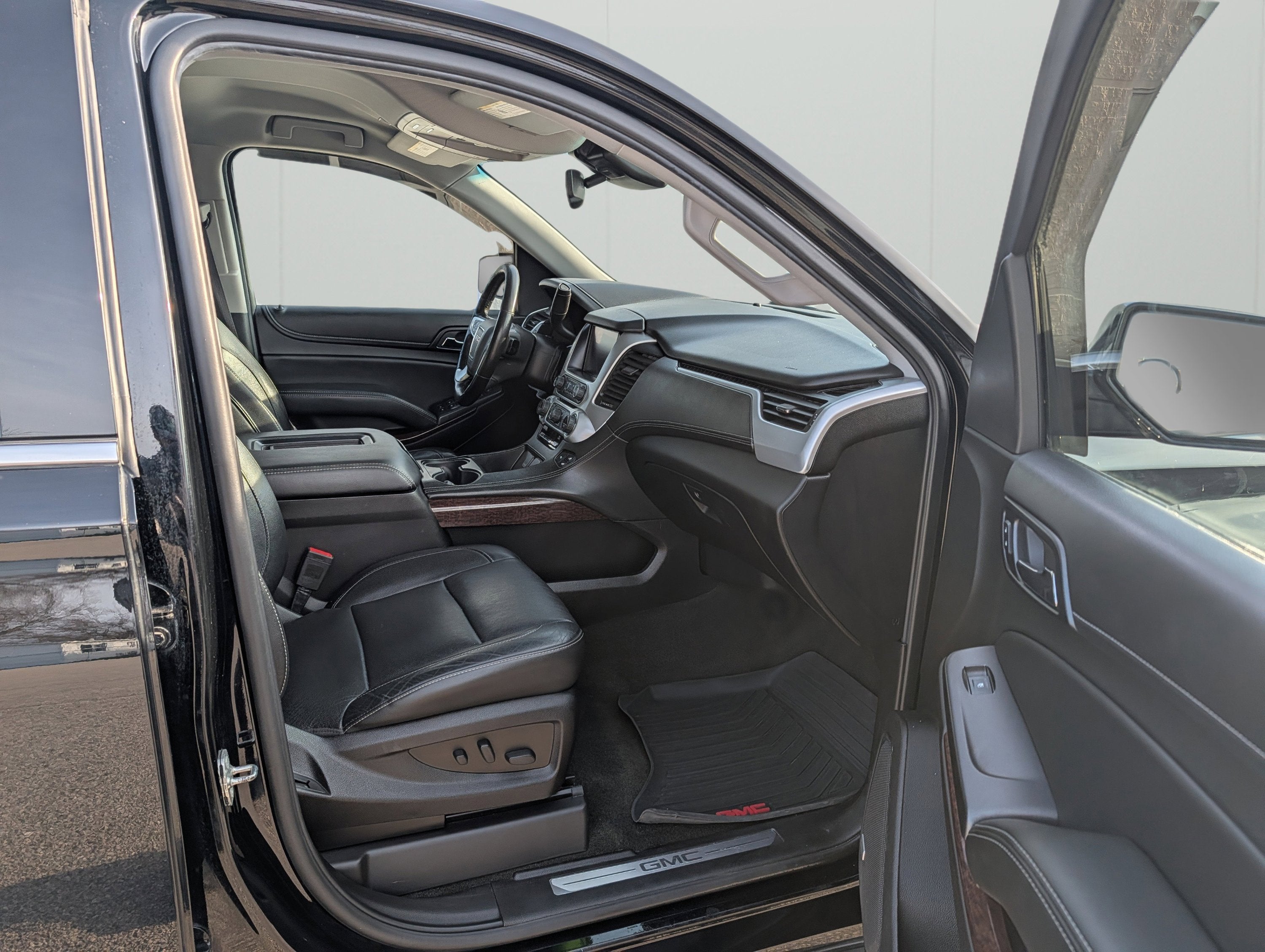 2018 GMC Yukon XL SLT