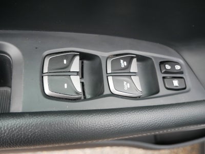 2016 Hyundai Santa Fe SE