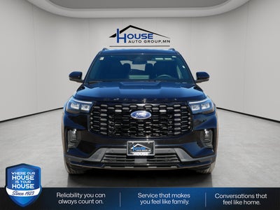 2025 Ford Explorer ST-Line