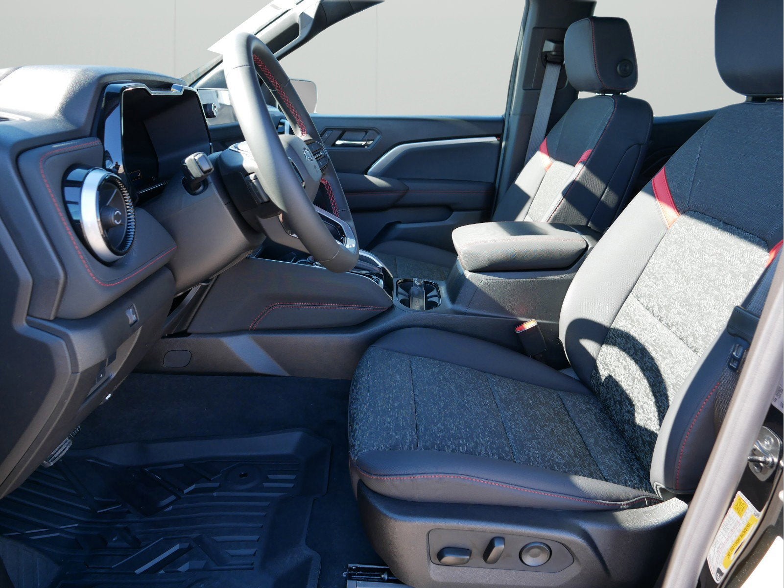 2025 Chevrolet Colorado 4WD Z71