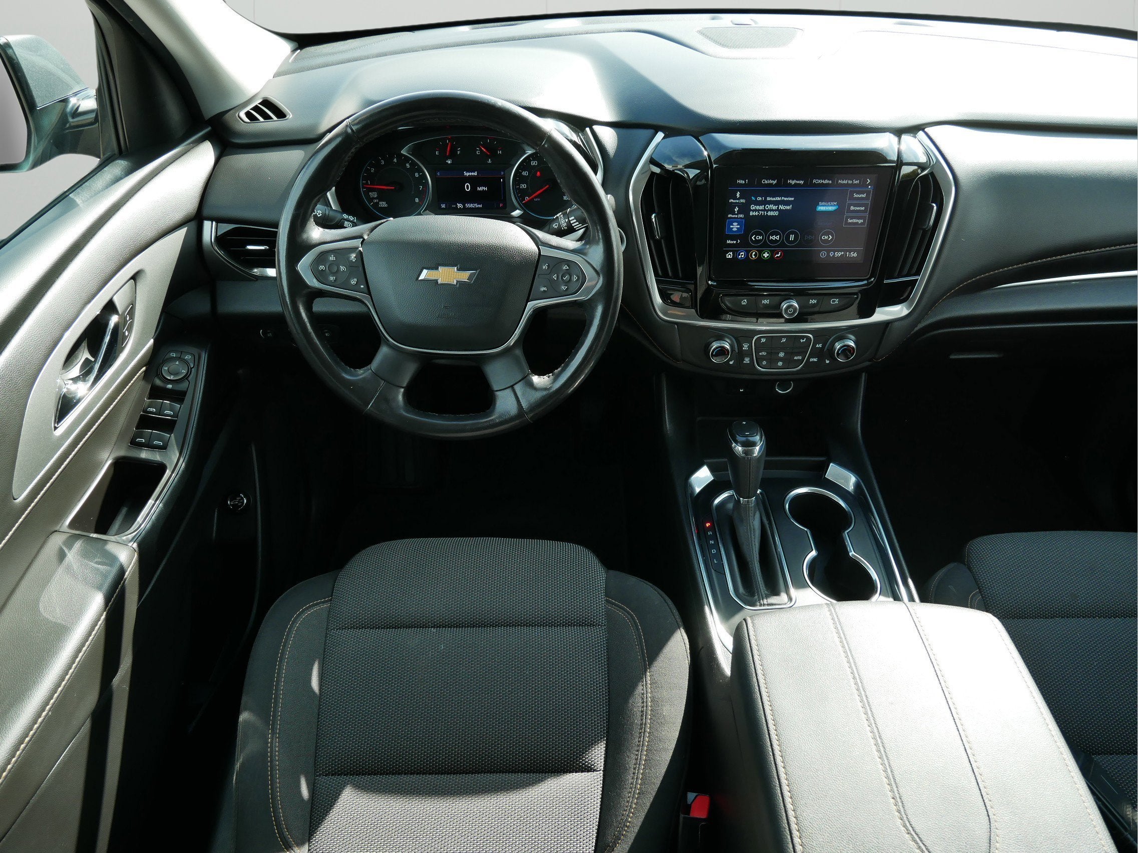 2020 Chevrolet Traverse LT Cloth