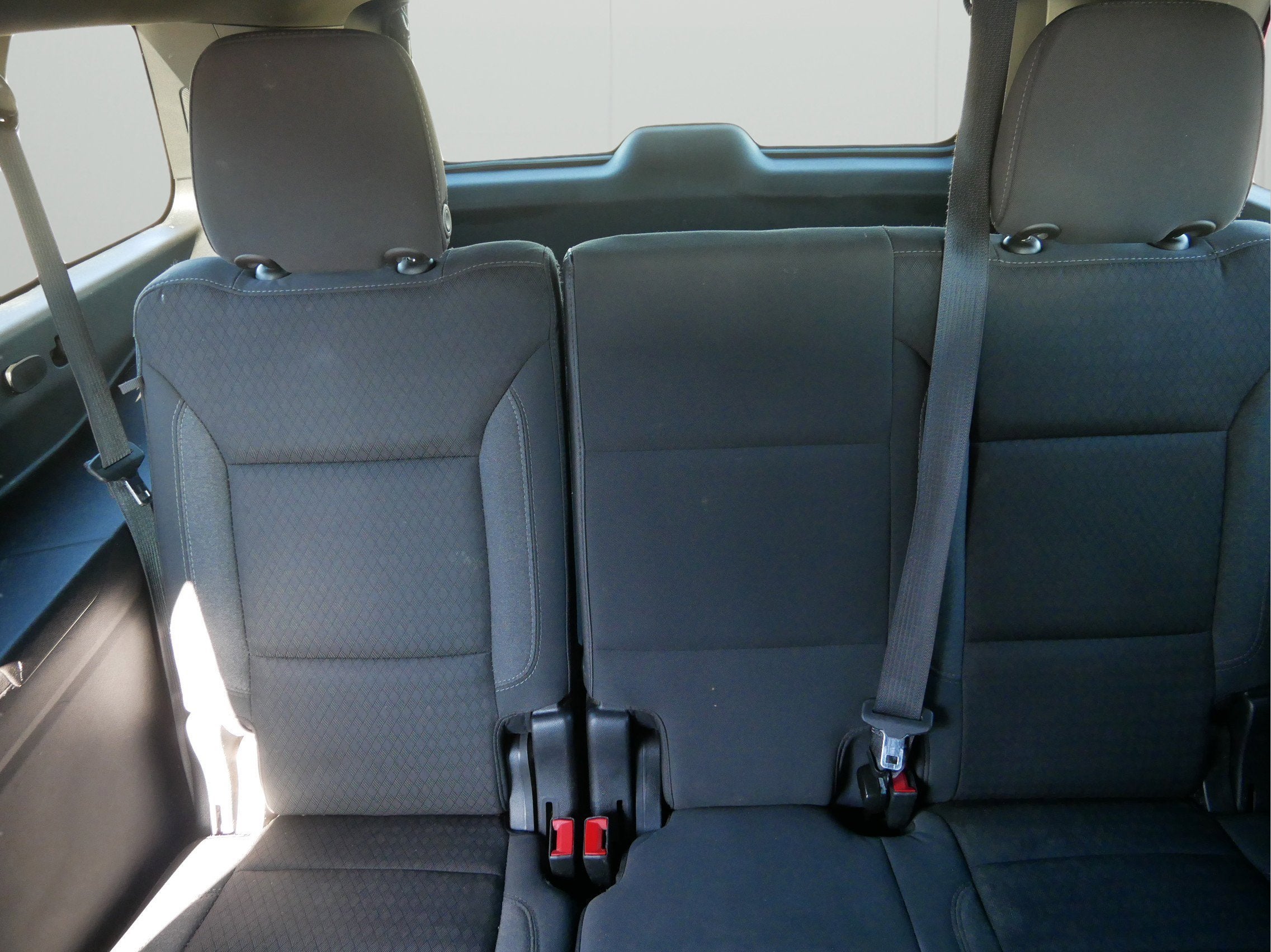 2023 Chevrolet Suburban LS