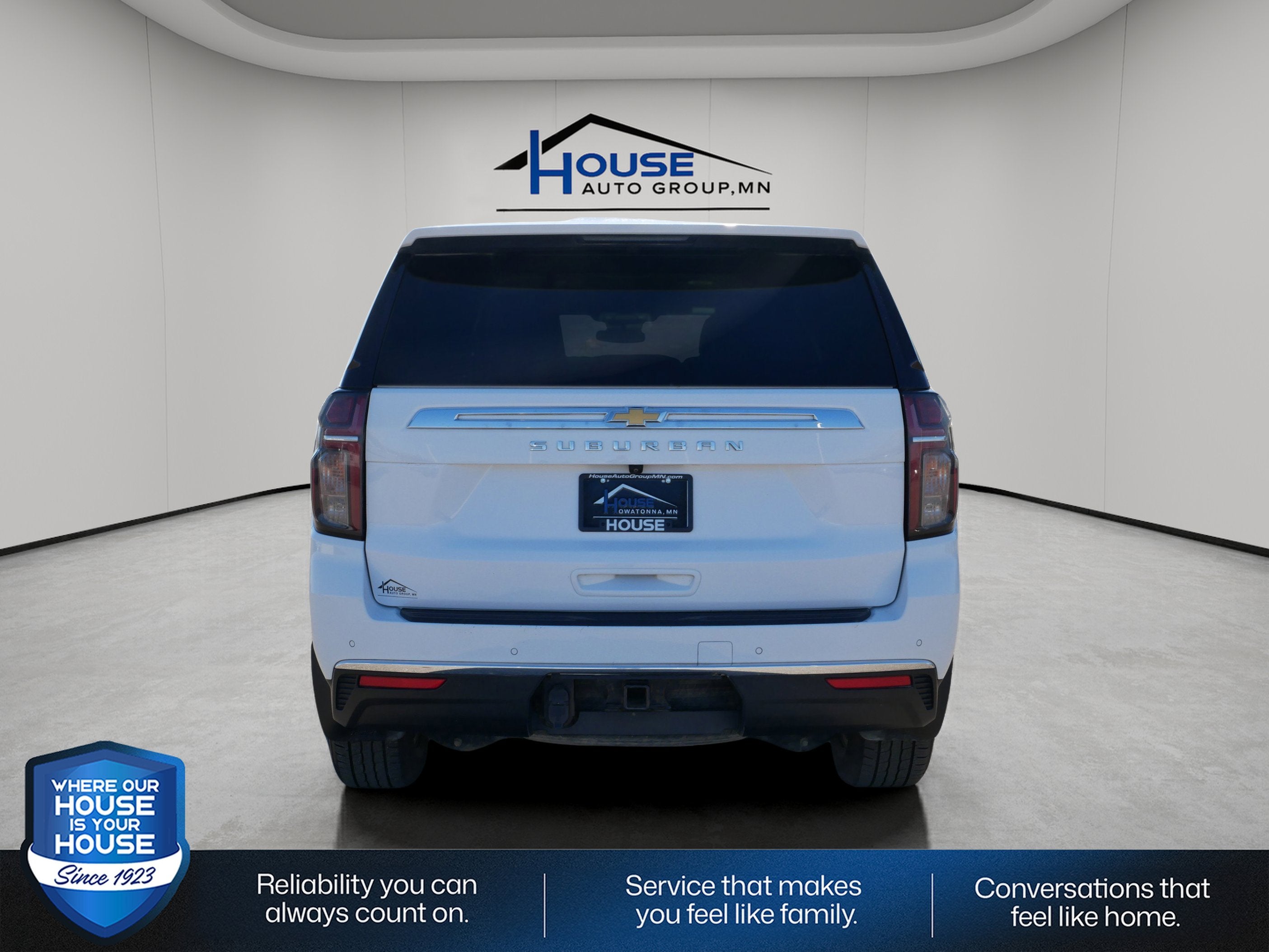 2023 Chevrolet Suburban LS