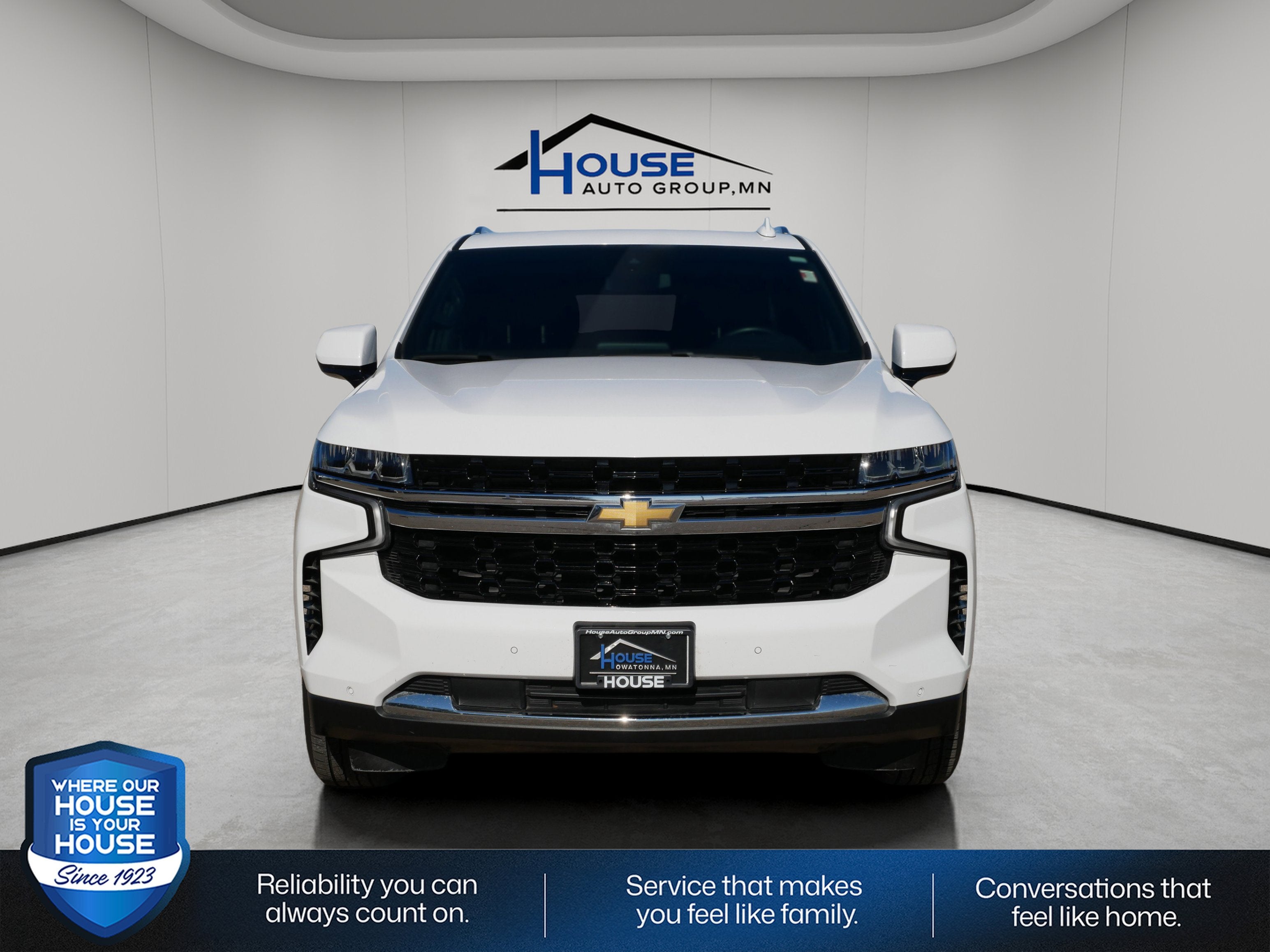2023 Chevrolet Suburban LS