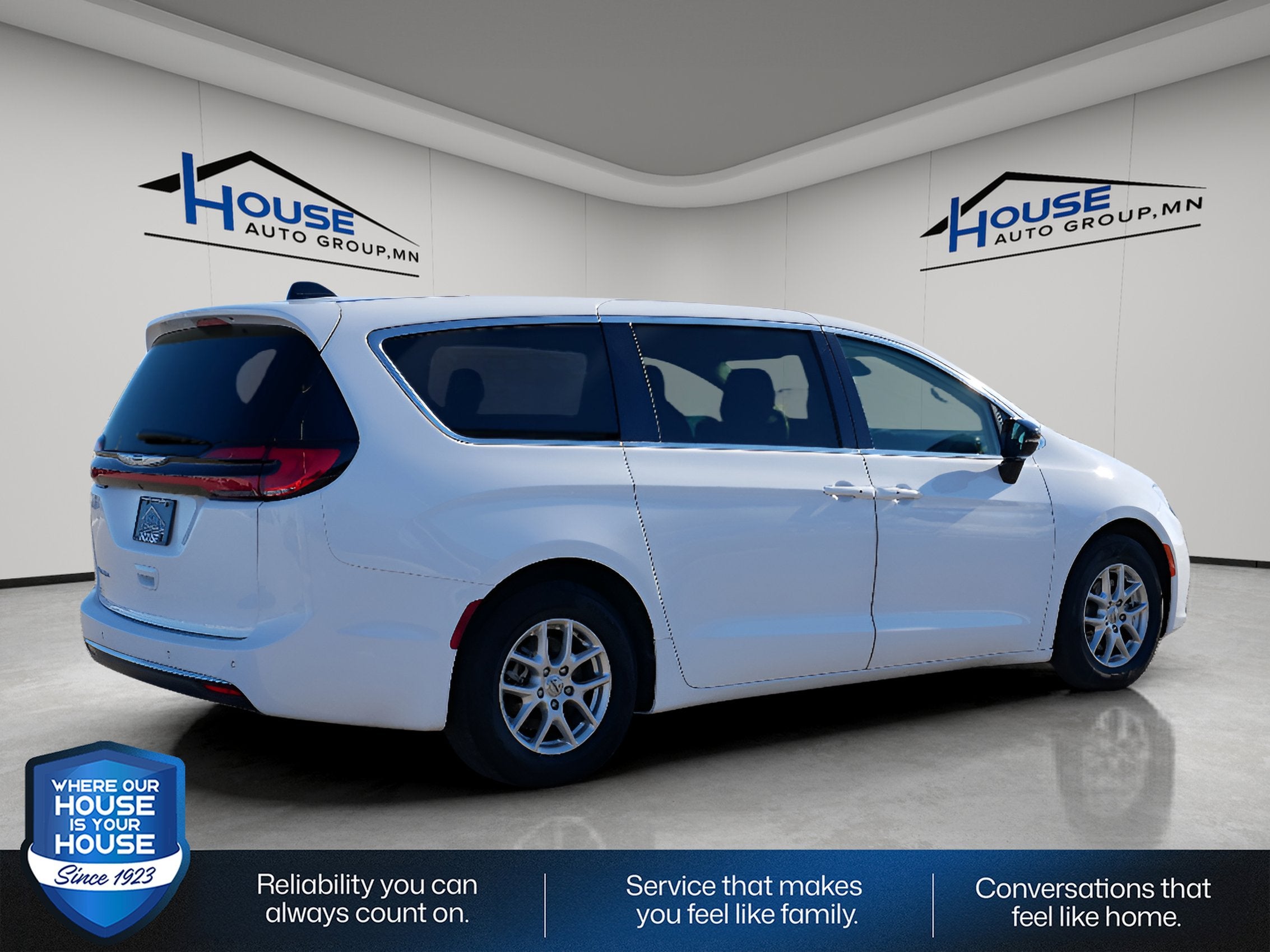 2024 Chrysler Pacifica Touring L