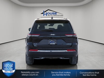 2025 Jeep Grand Cherokee GRAND CHEROKEE LAREDO X 4X4
