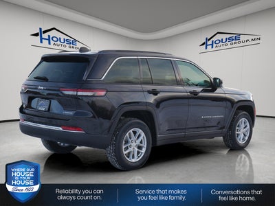 2025 Jeep Grand Cherokee GRAND CHEROKEE LAREDO X 4X4