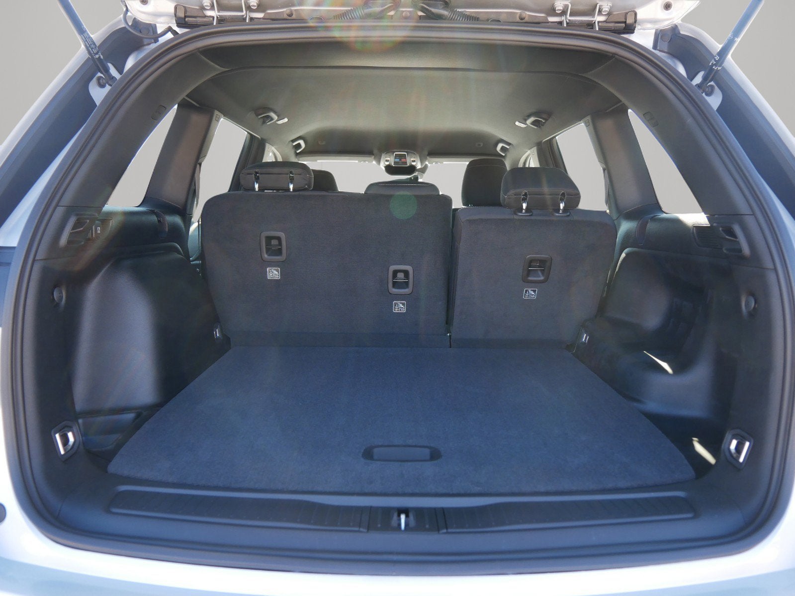 2025 Jeep Grand Cherokee GRAND CHEROKEE LAREDO 4X4