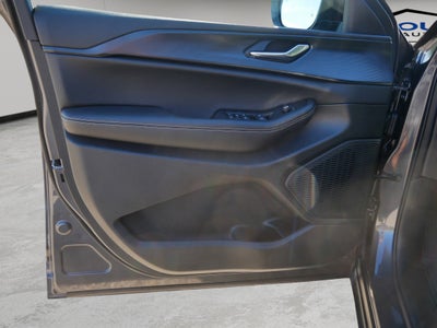 2025 Jeep Grand Cherokee GRAND CHEROKEE L LAREDO X 4X4