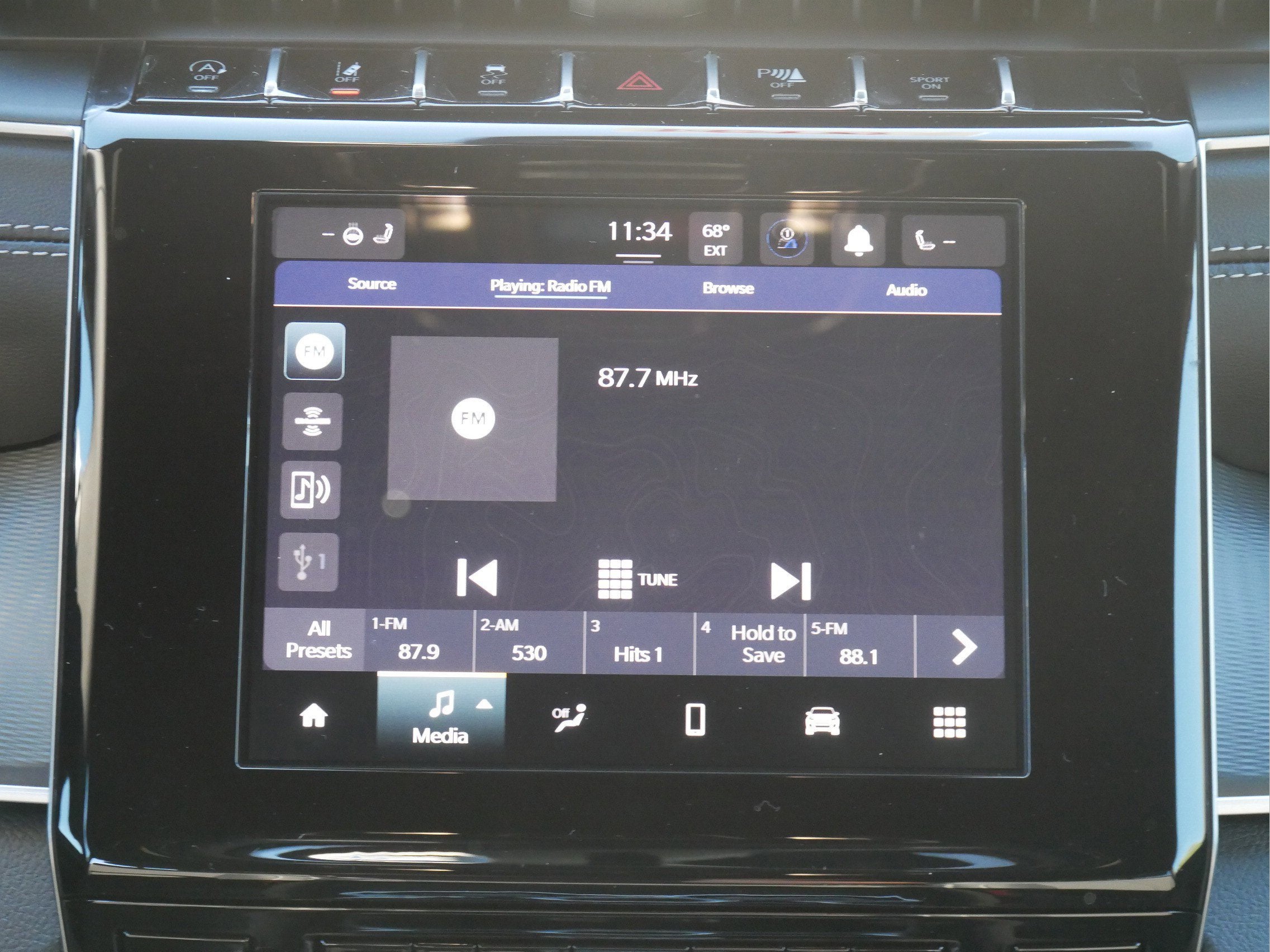 2025 Jeep Grand Cherokee GRAND CHEROKEE L LAREDO X 4X4