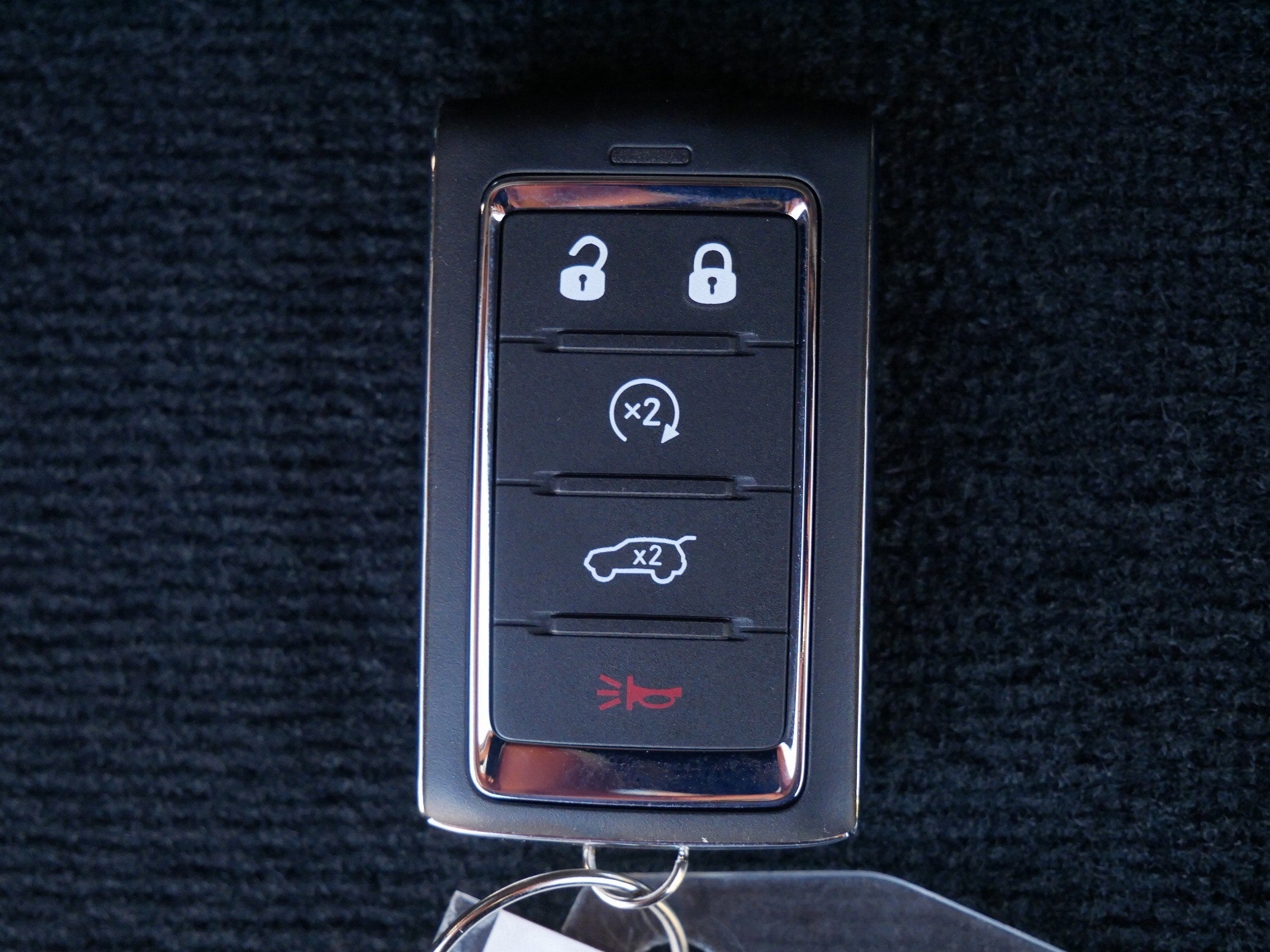 2025 Jeep Grand Cherokee GRAND CHEROKEE L LAREDO X 4X4