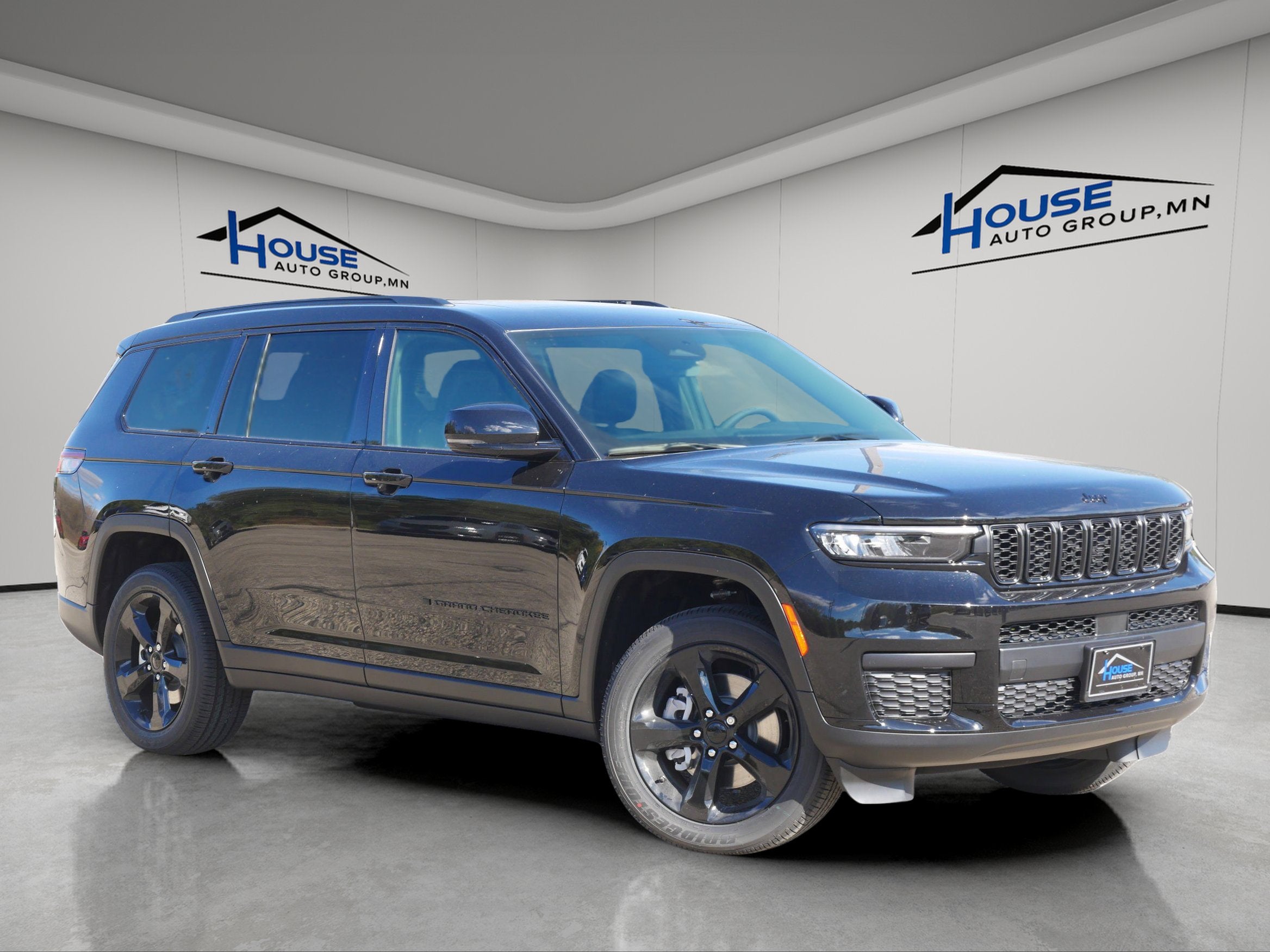 2025 Jeep Grand Cherokee GRAND CHEROKEE L ALTITUDE X 4X4