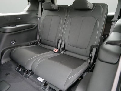 2025 Jeep Grand Cherokee GRAND CHEROKEE L LAREDO X 4X4