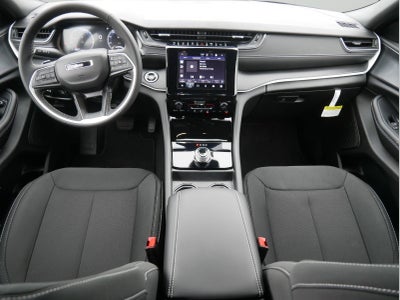 2025 Jeep Grand Cherokee GRAND CHEROKEE L LAREDO X 4X4