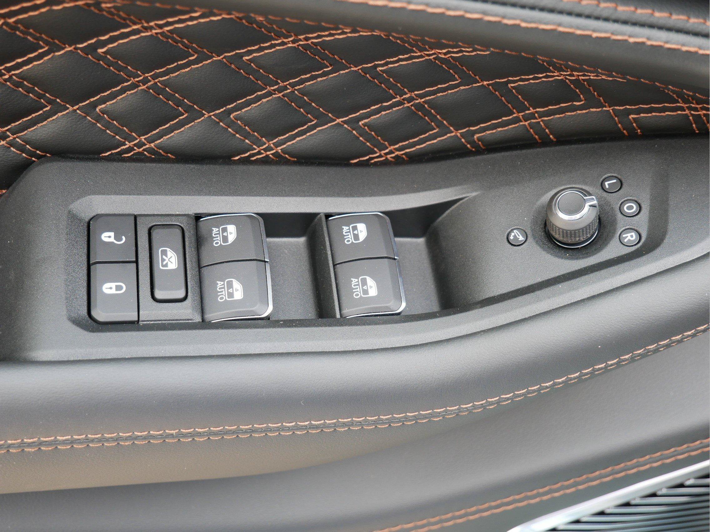 2026 Jeep Grand Cherokee GRAND CHEROKEE L SUMMIT 4X4