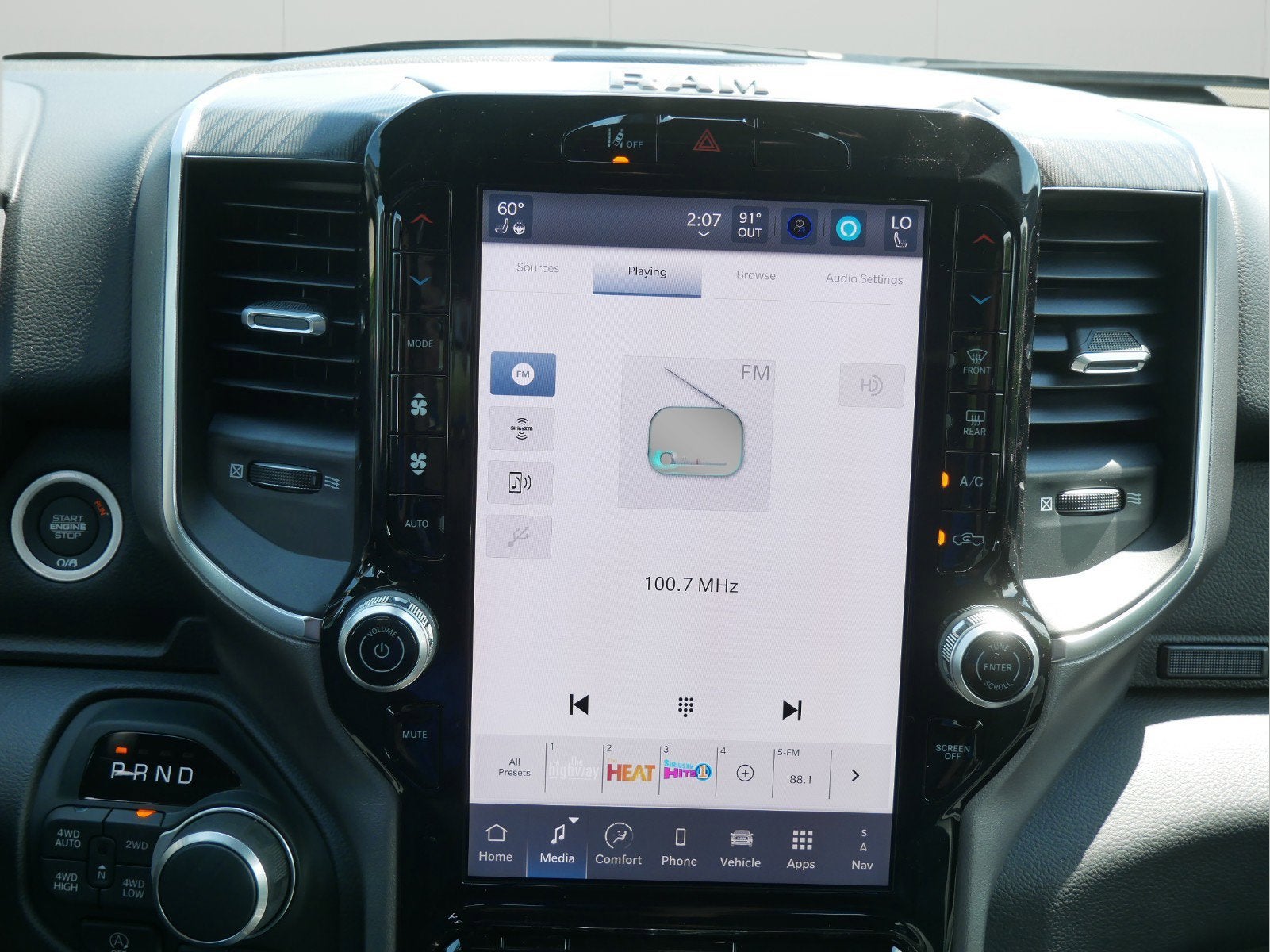 2025 RAM Ram 1500 RAM 1500 BIG HORN QUAD CAB 4X4 6'4' BOX