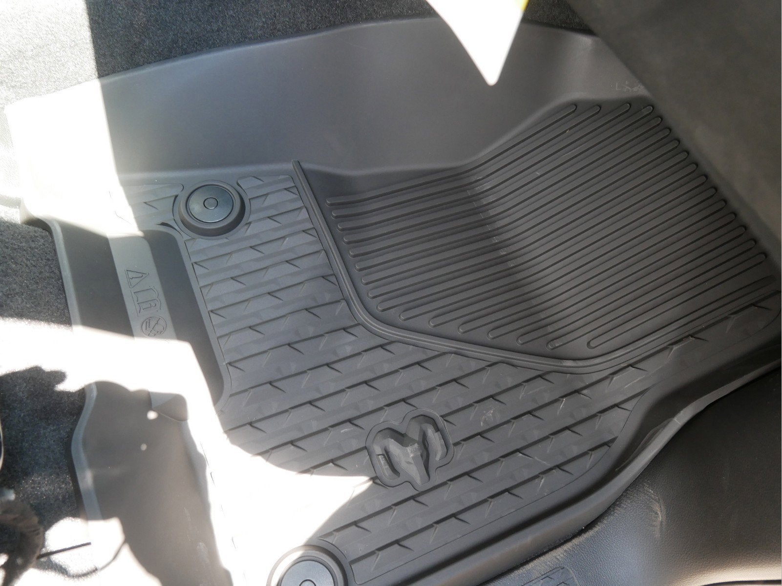 2025 RAM Ram 1500 RAM 1500 BIG HORN QUAD CAB 4X4 6'4' BOX