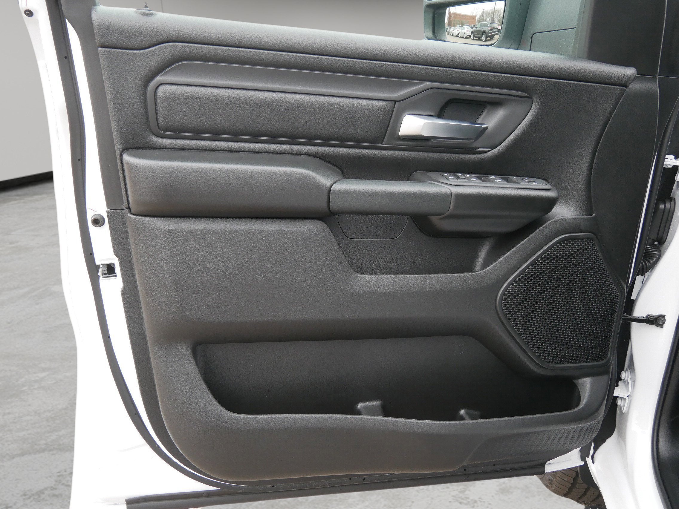 2026 RAM Ram 1500 RAM 1500 TRADESMAN CREW CAB 4X4 5'7' BOX