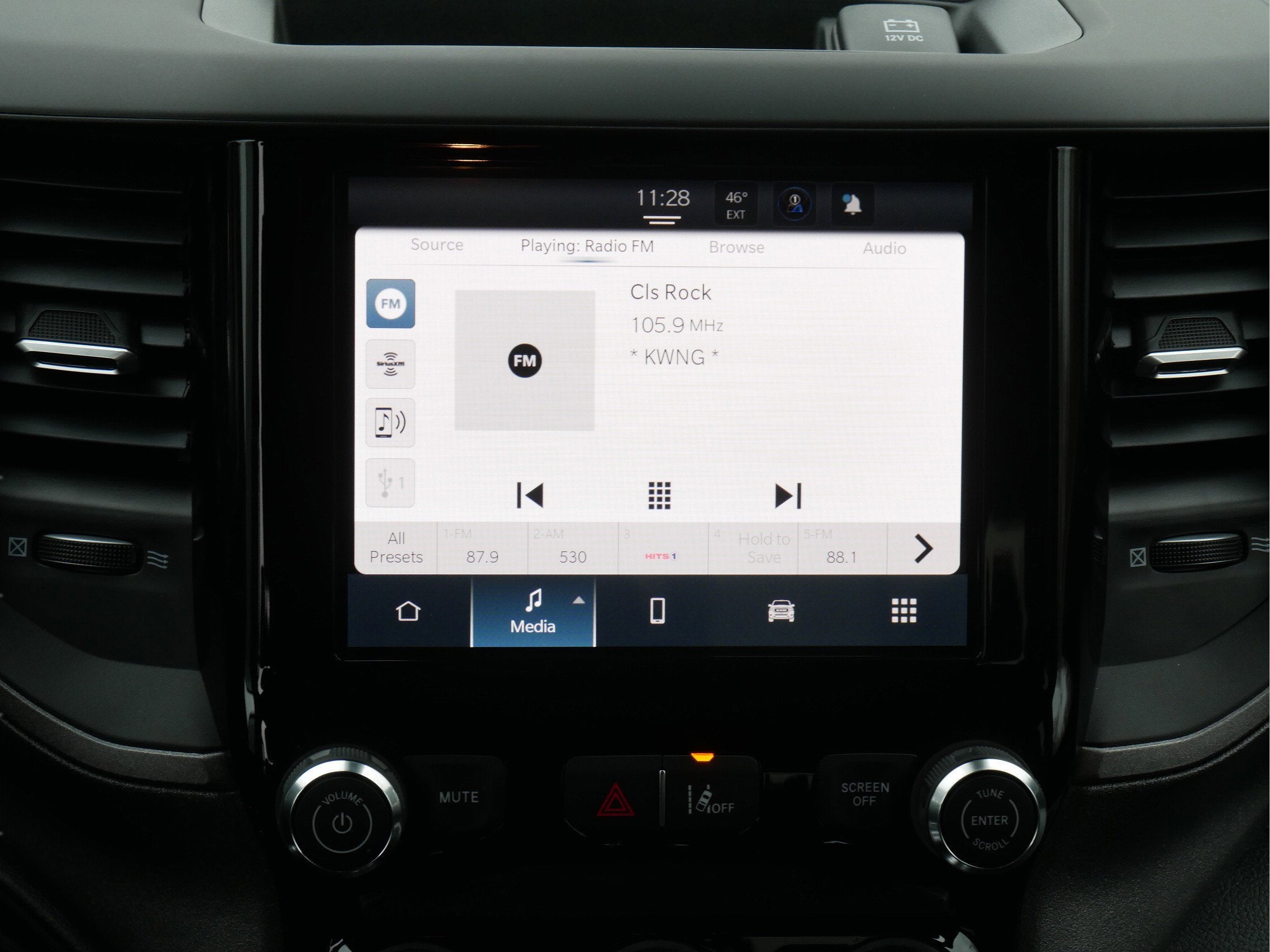 2026 RAM Ram 1500 RAM 1500 TRADESMAN CREW CAB 4X4 5'7' BOX