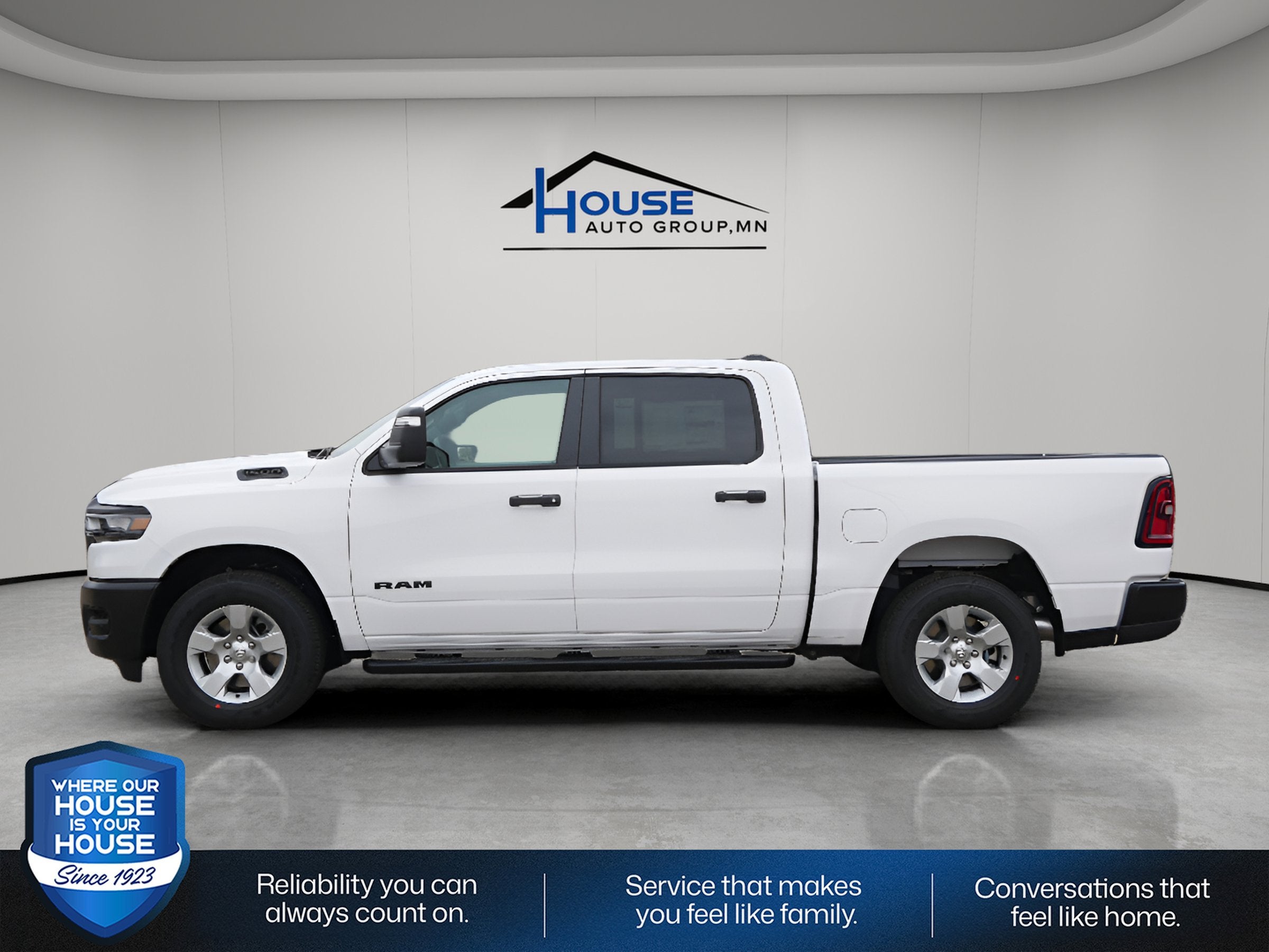 2026 RAM Ram 1500 RAM 1500 TRADESMAN CREW CAB 4X4 5'7' BOX