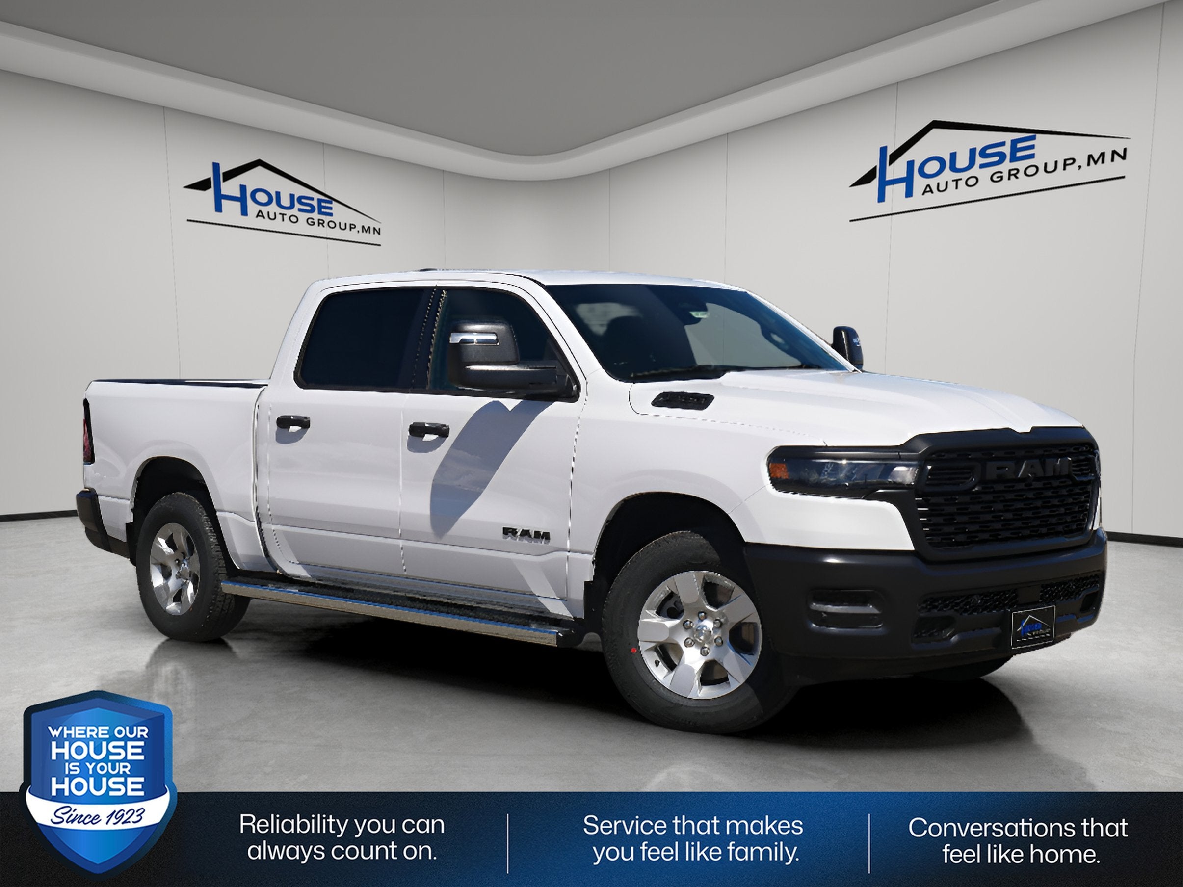 2026 RAM Ram 1500 RAM 1500 TRADESMAN CREW CAB 4X4 5'7' BOX