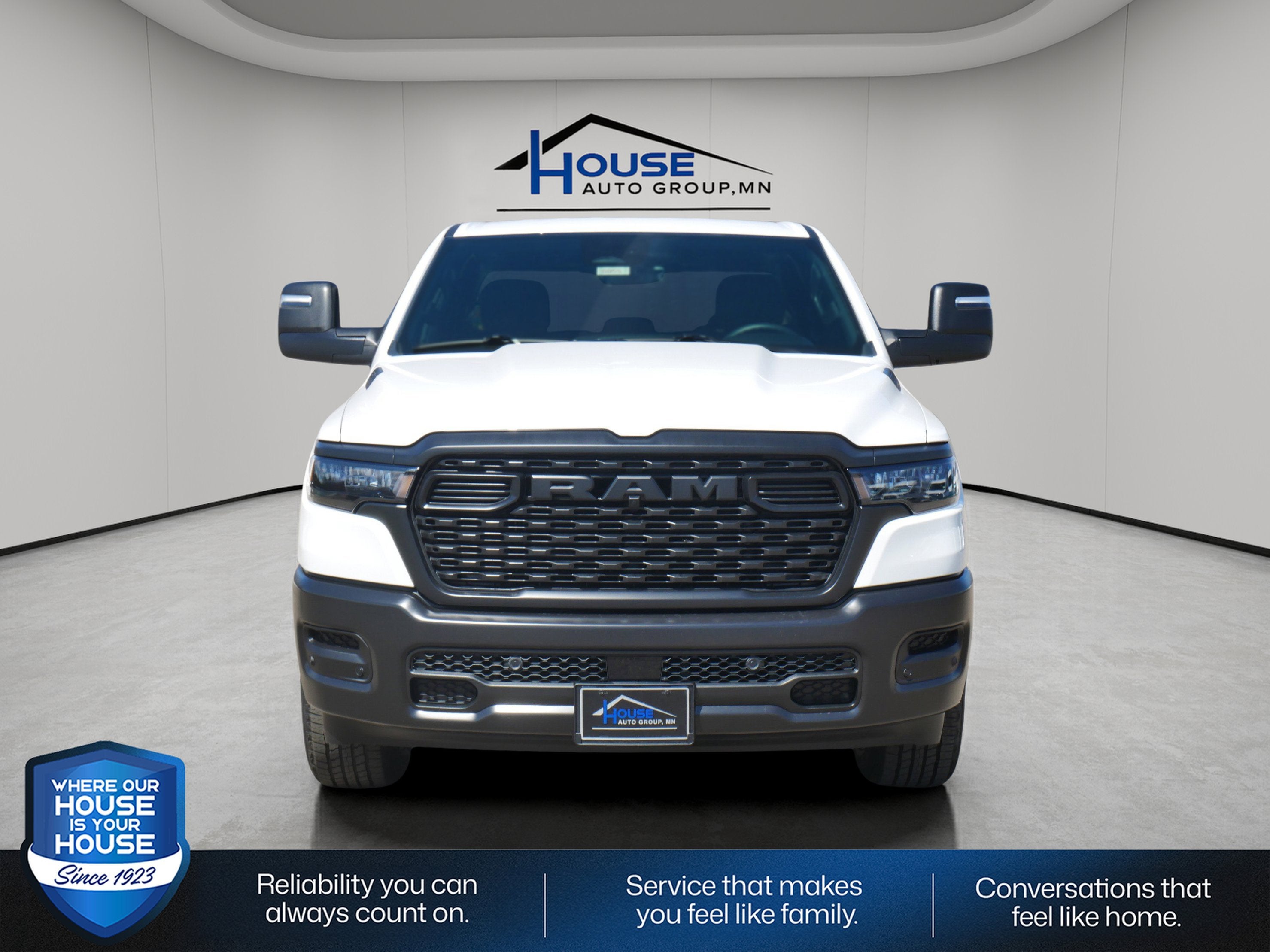 2026 RAM Ram 1500 RAM 1500 TRADESMAN CREW CAB 4X4 5'7' BOX