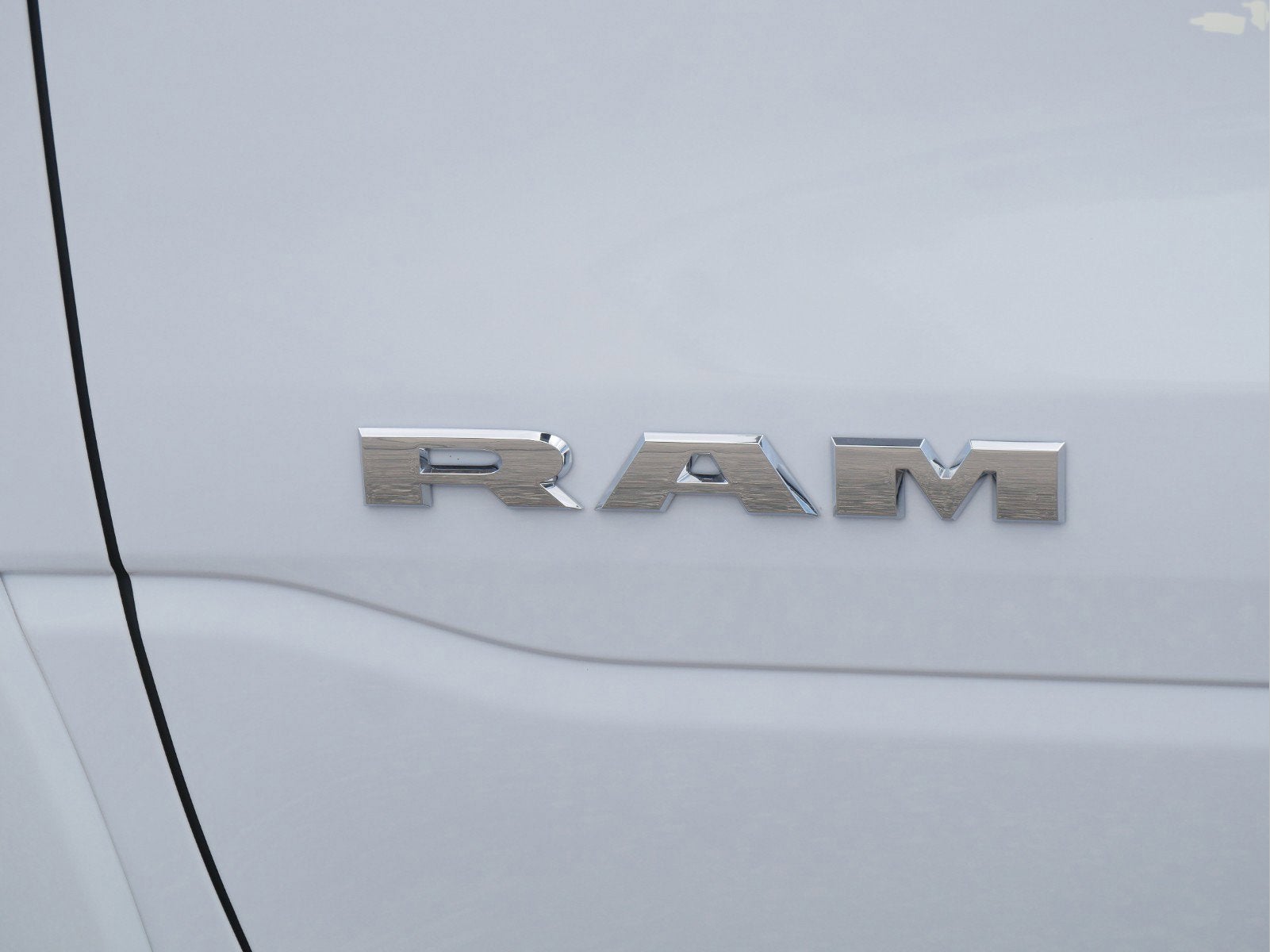 2025 RAM Ram 1500 RAM 1500 LARAMIE CREW CAB 4X4 5'7' BOX