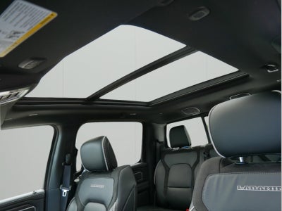 2025 RAM Ram 1500 RAM 1500 LARAMIE CREW CAB 4X4 5'7' BOX