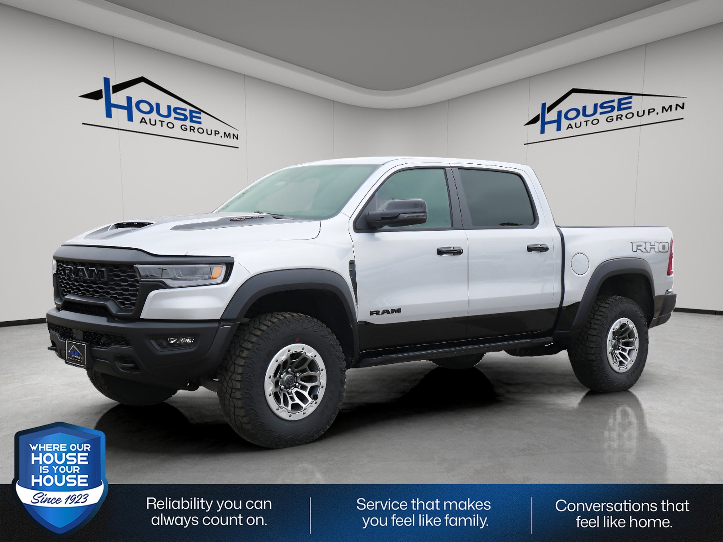 2026 RAM Ram 1500 RAM 1500 RHO CREW CAB 4X4 5'7' BOX