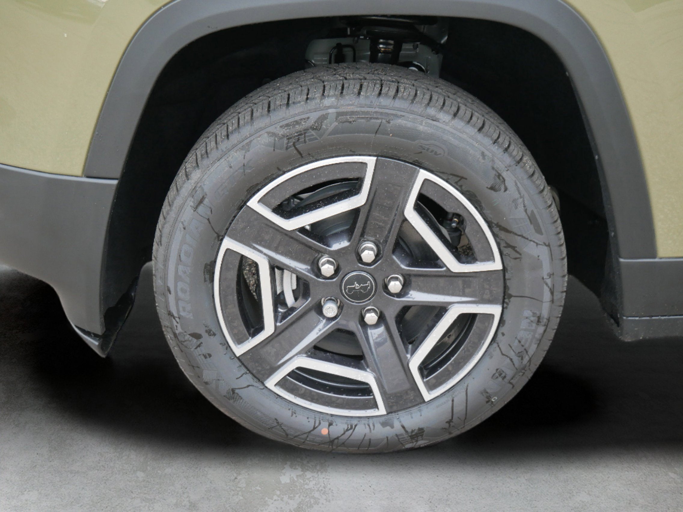 2026 Jeep Cherokee CHEROKEE LAREDO 4X4