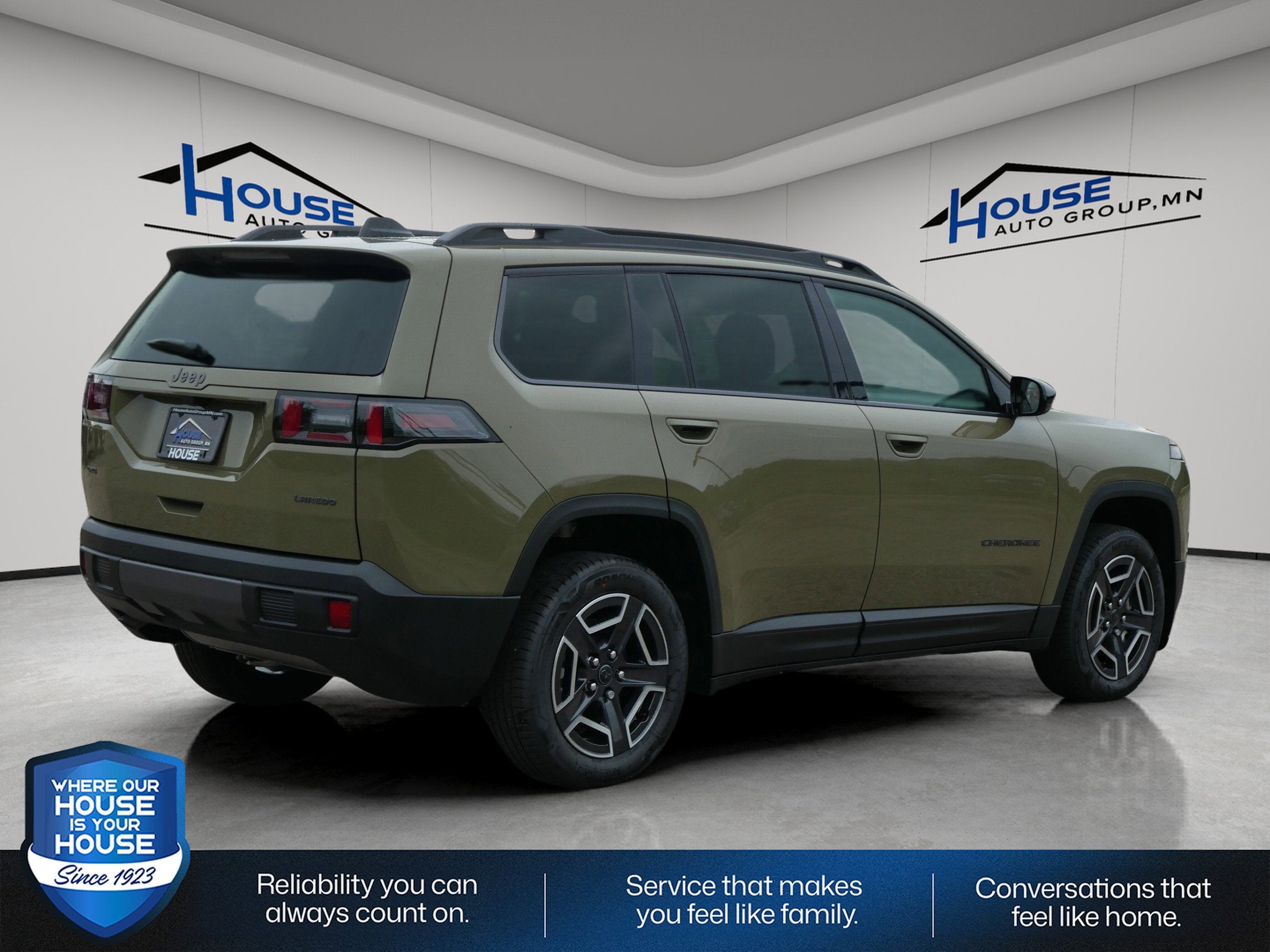 2026 Jeep Cherokee CHEROKEE LAREDO 4X4