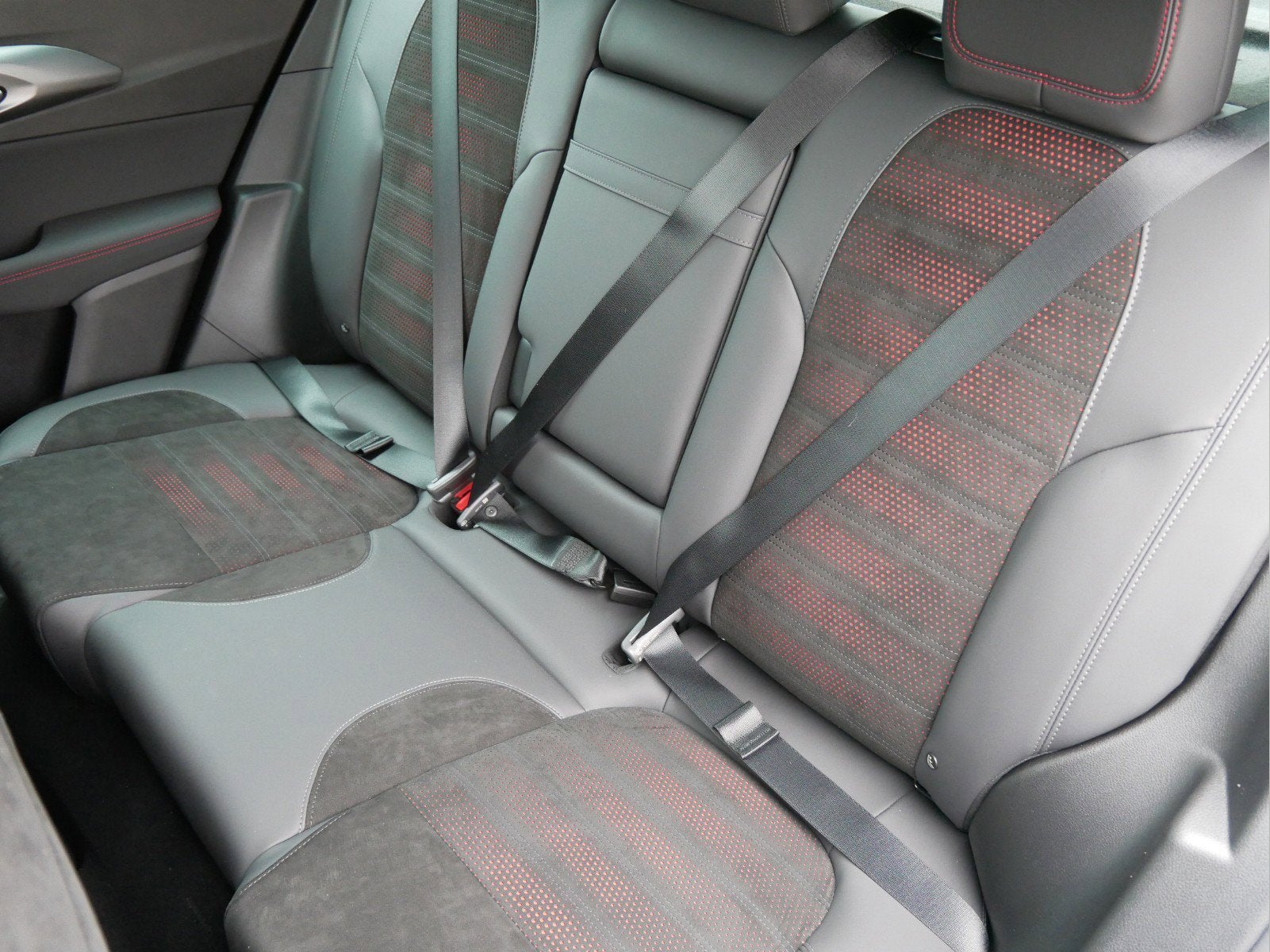 2024 Dodge Hornet DODGE HORNET R/T EAWD