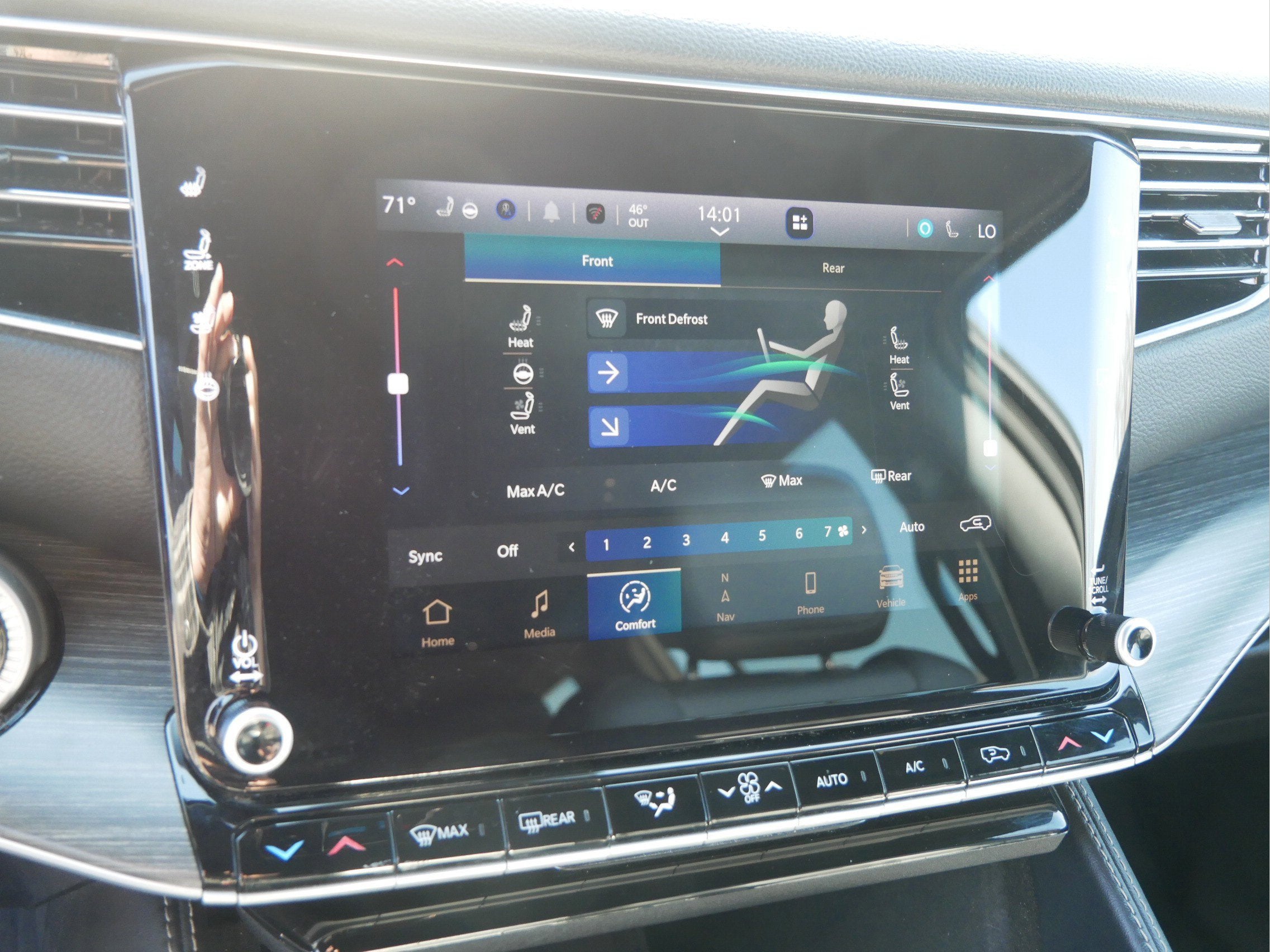 2024 Jeep Wagoneer L Series III