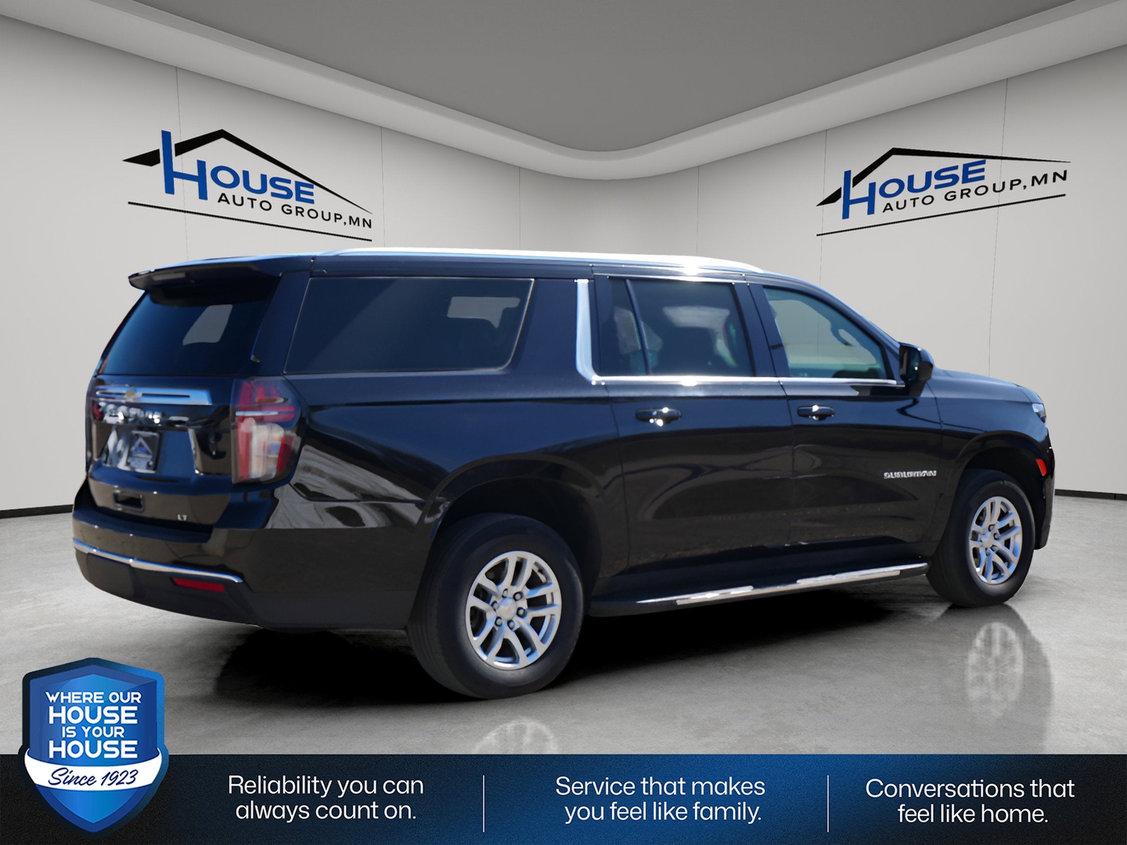 2024 Chevrolet Suburban LT