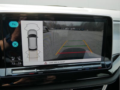 2025 Volkswagen Atlas Cross Sport 2.0T SE w/Technology