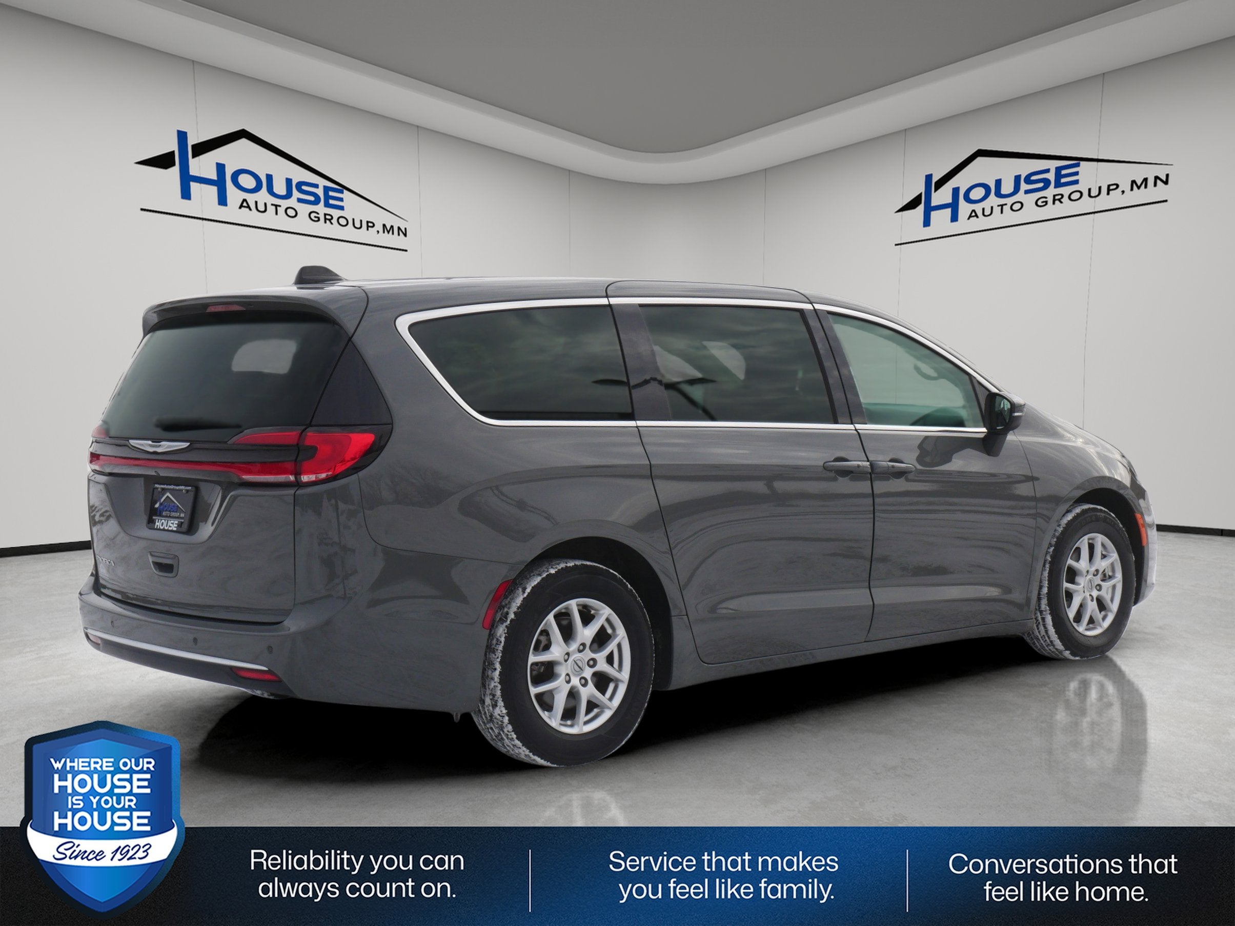 2023 Chrysler Pacifica Touring L