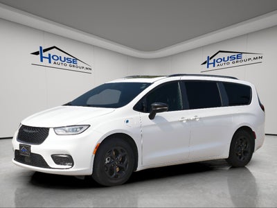 2023 Chrysler Pacifica Hybrid Limited