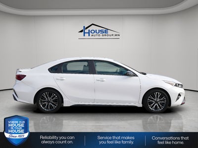 2022 Kia Forte GT-Line