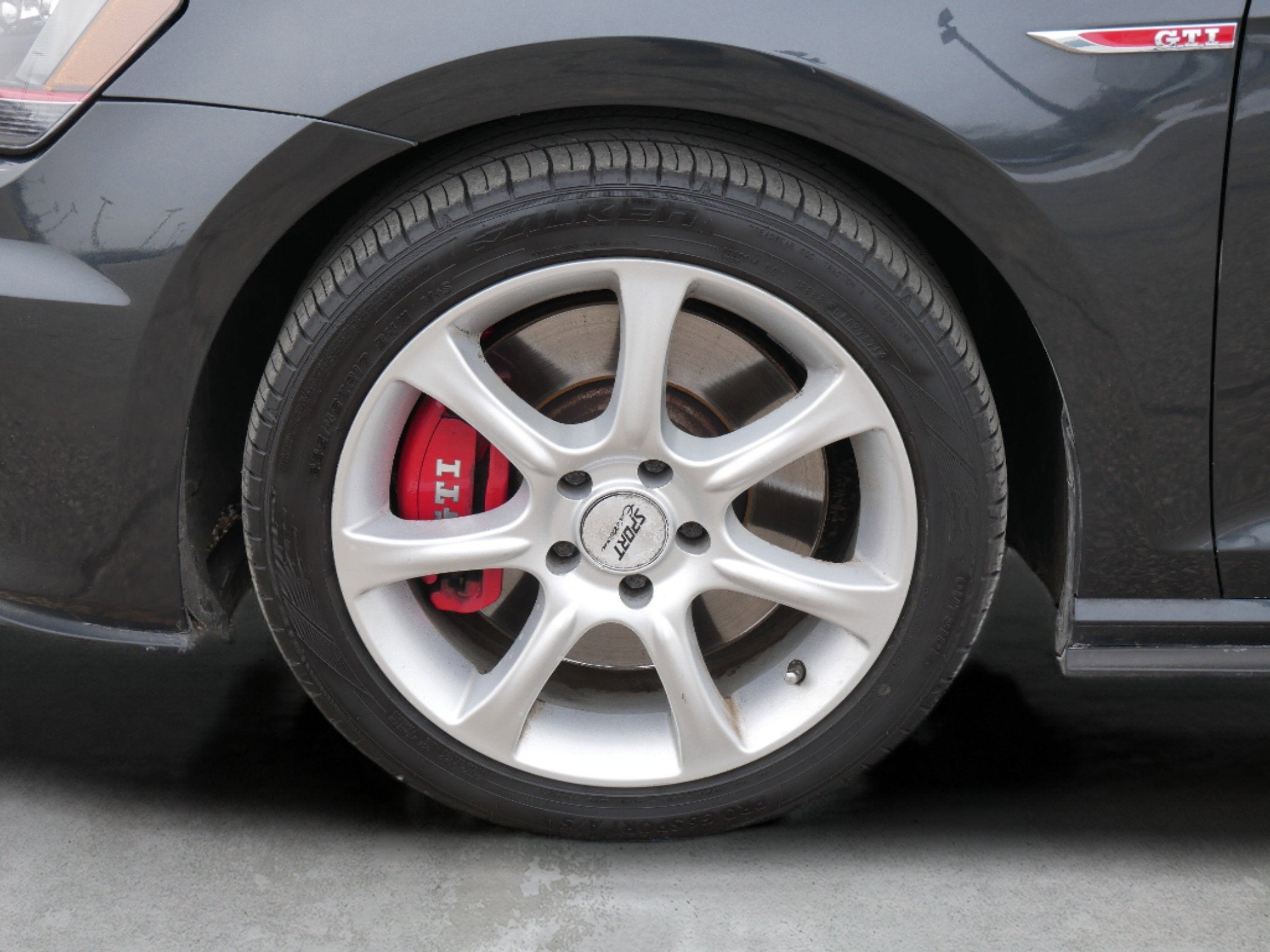 2017 Volkswagen Golf GTI Sport