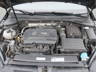 2017 Volkswagen Golf GTI Sport