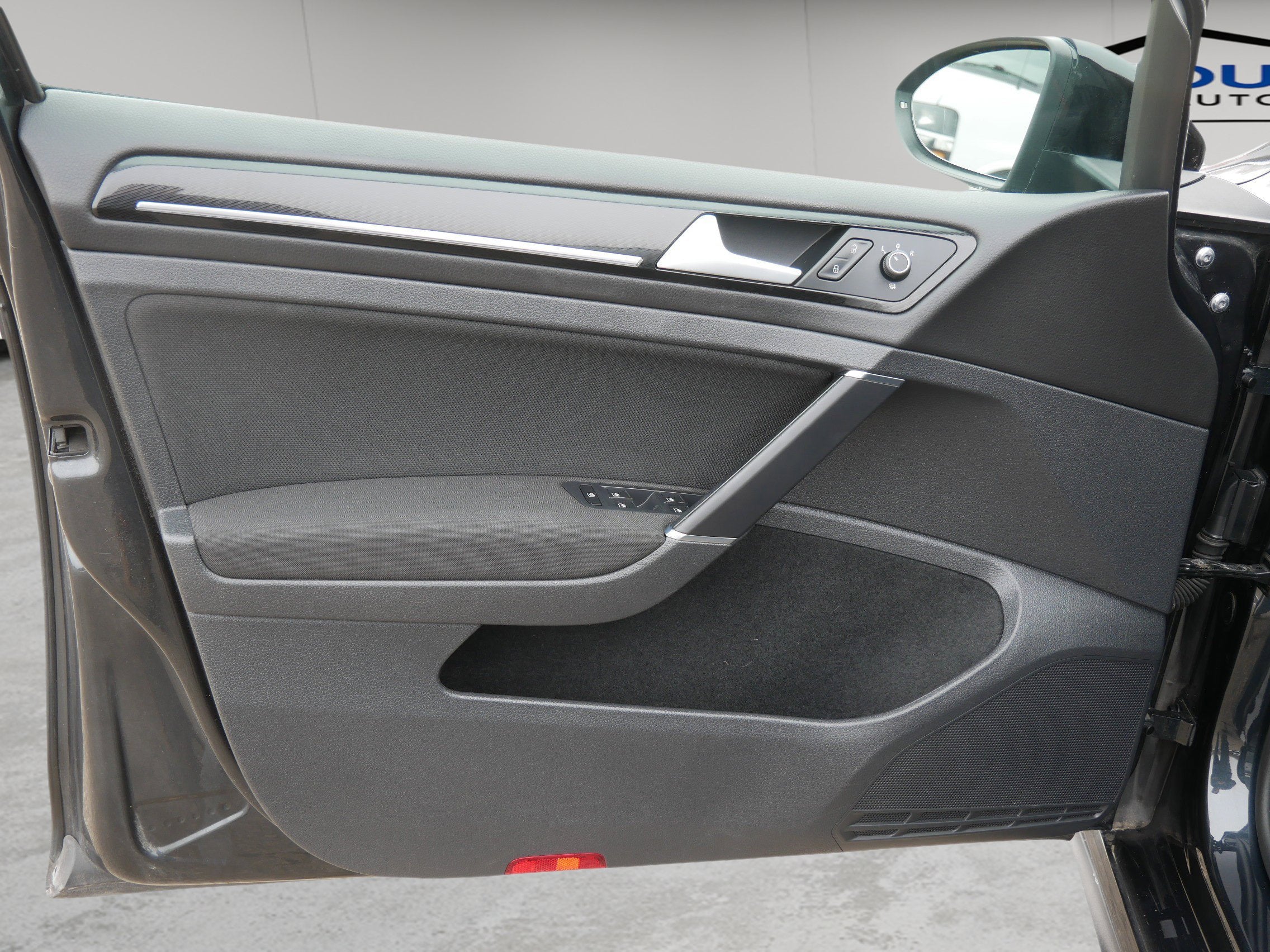 2017 Volkswagen Golf GTI Sport