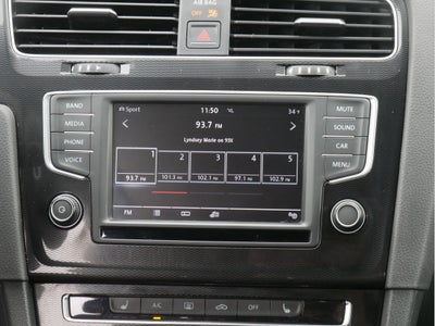 2017 Volkswagen Golf GTI Sport