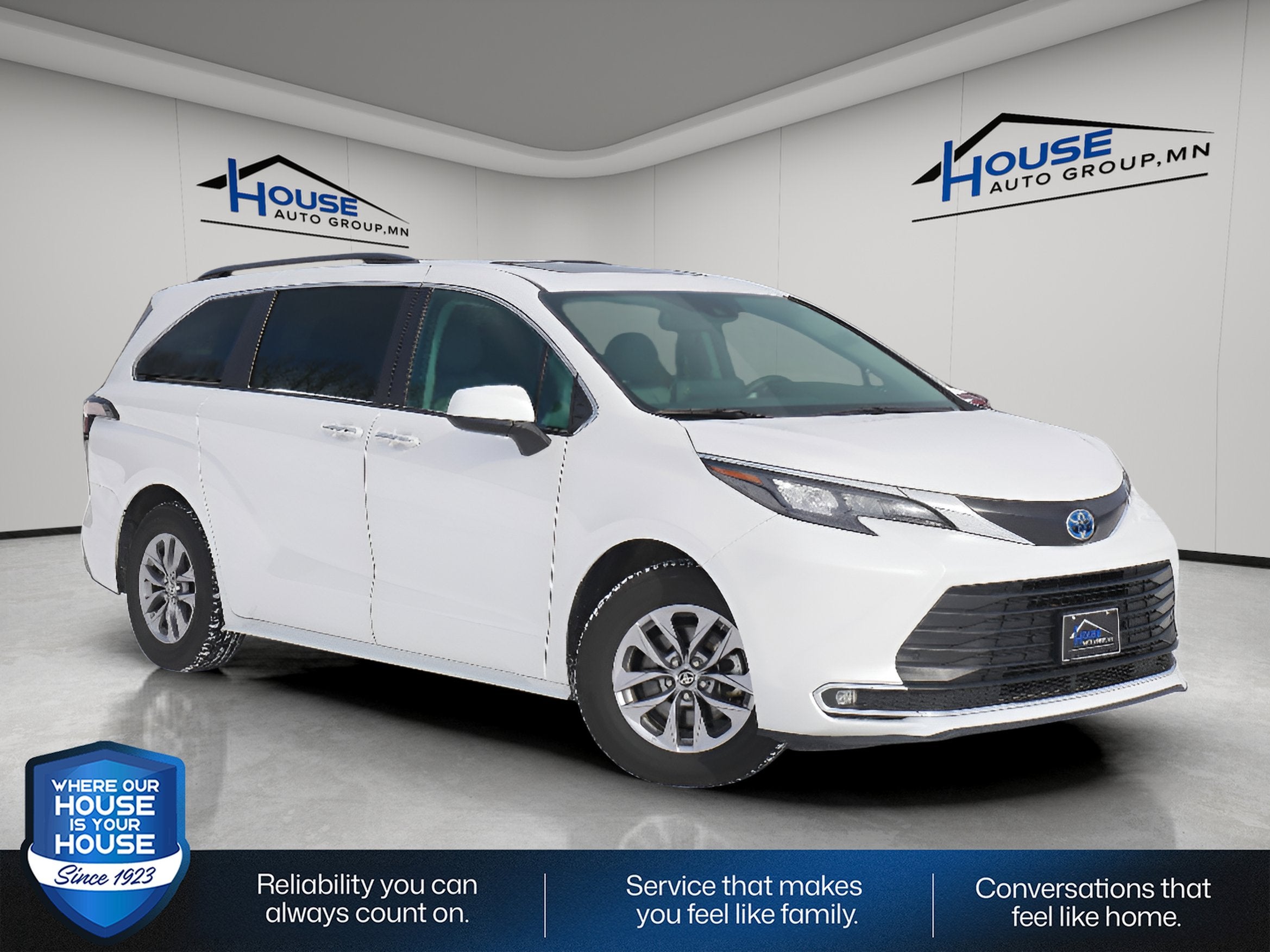 2024 Toyota Sienna XLE