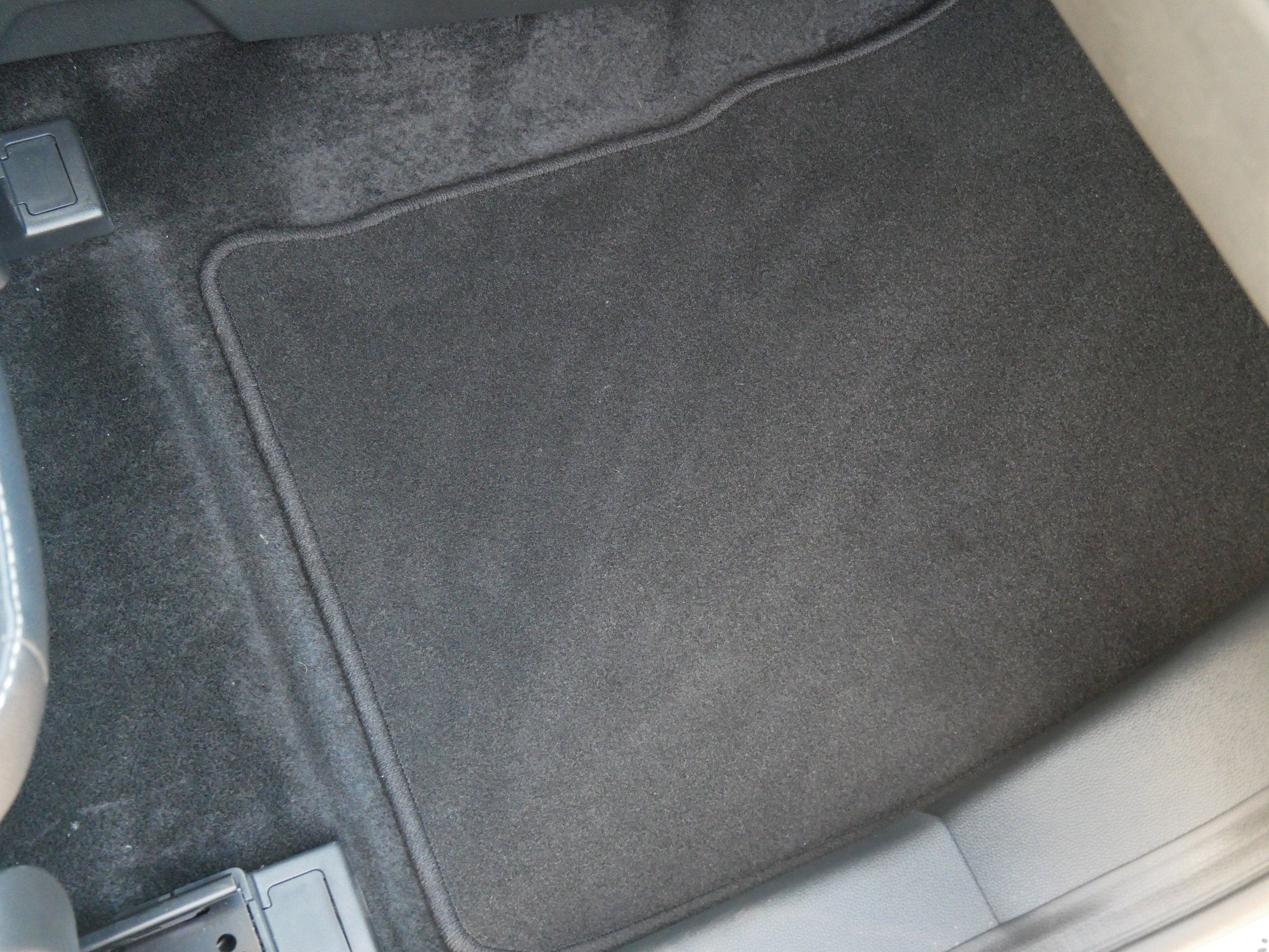 2022 Ford EcoSport SES