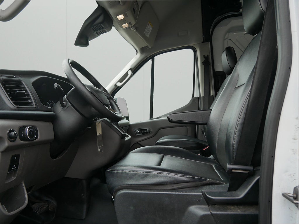 2024 Ford Transit Cargo Van 250