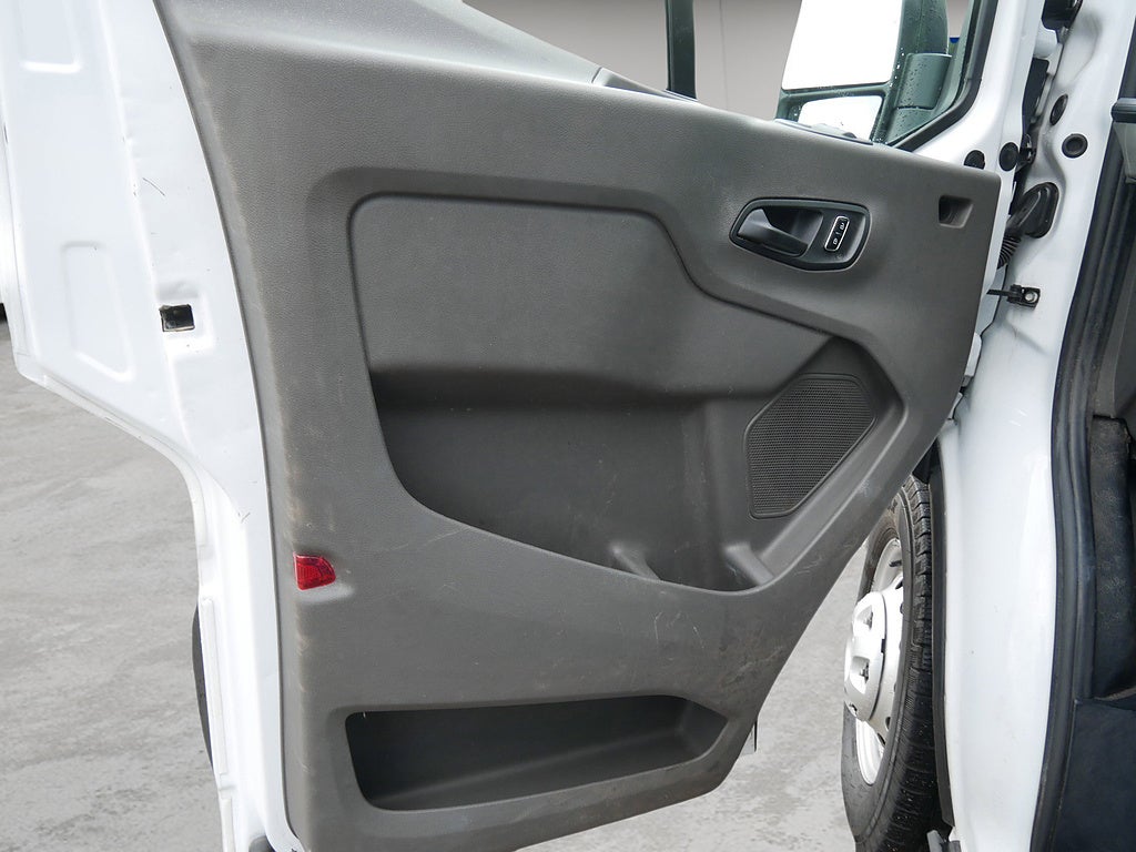 2024 Ford Transit Cargo Van 250