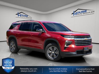 2025 Chevrolet Traverse LT