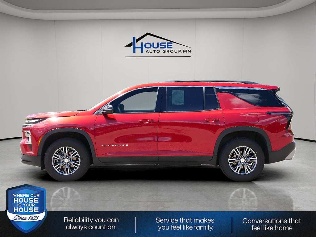 2025 Chevrolet Traverse LT