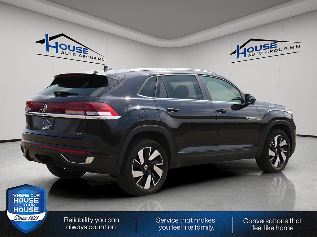 2025 Volkswagen Atlas Cross Sport SE 4Motion