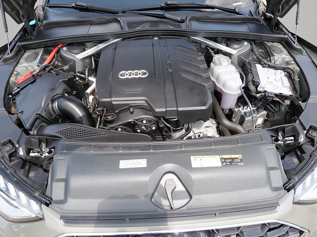2024 Audi A4 Sedan quattro S line Prem Plus 45 TFSI